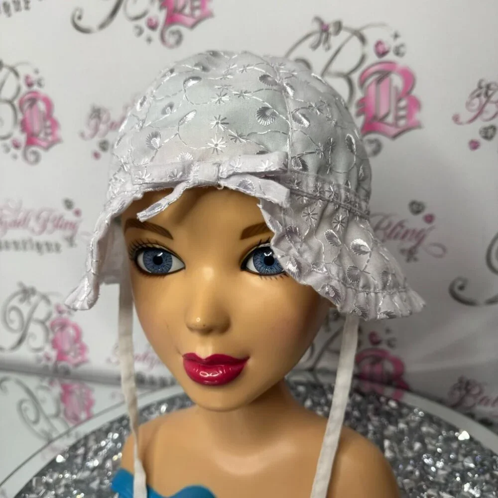 Bonnet baby hat white floral embroidered shiny metallic cute bucket tie up